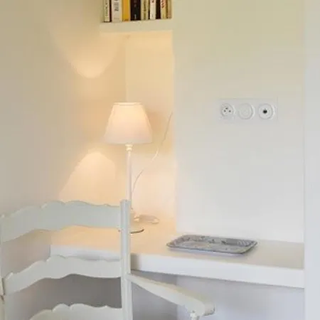 Maison Au Charme Du Village Avec Jardin Et Wi-fi - 2 Chambres, 2 Salles D'eau, Cheminee - Fr-1-434-11 Les Portes-en-Re