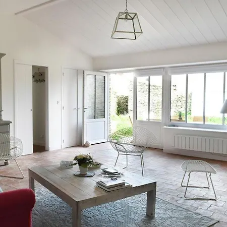 Maison Au Charme Du Village Avec Jardin Et Wi-fi - 2 Chambres, 2 Salles D'eau, Cheminee - Fr-1-434-11 Les Portes-en-Re